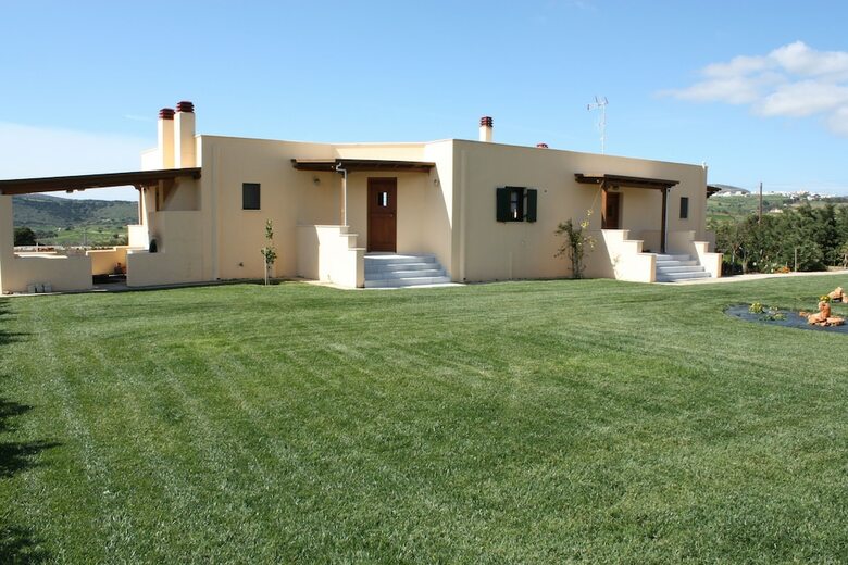 Villa Naxos Cottage
