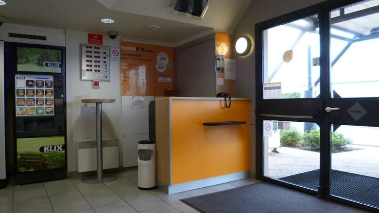 Hotelf1 Evreux Sud