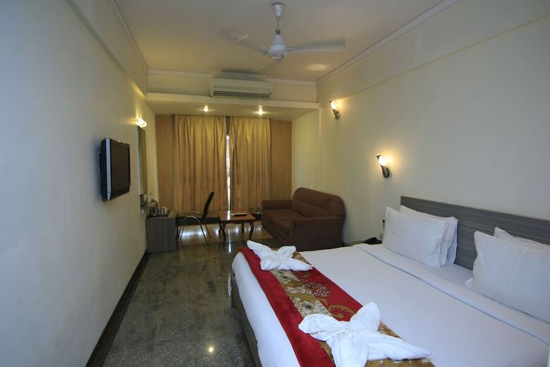 Hotel Kumar Resort Lonavala