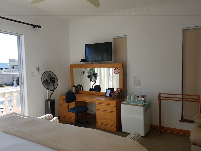 Hotel Melkbosch Guesthouse