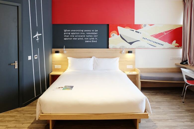 Hotel Ibis Saigon Airport
