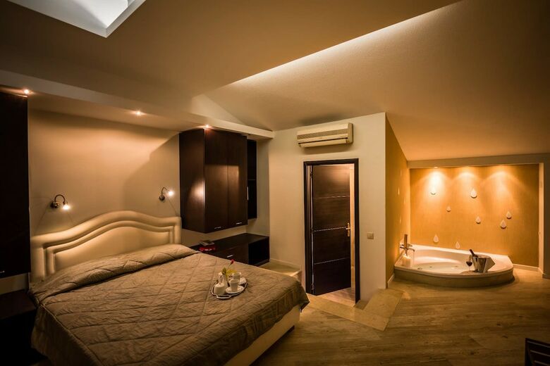 Hotel Mediterranean Beach Resort