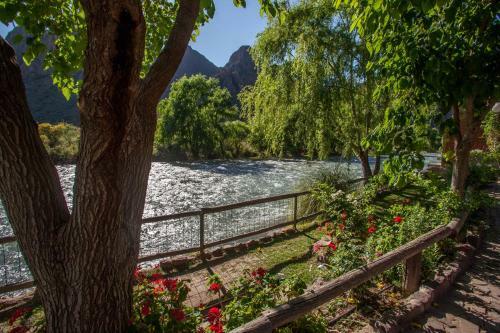 Lodge Caba�as Del Cerro