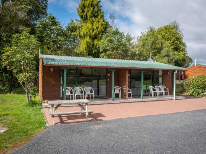 Blue Lake Top 10 Holiday Park