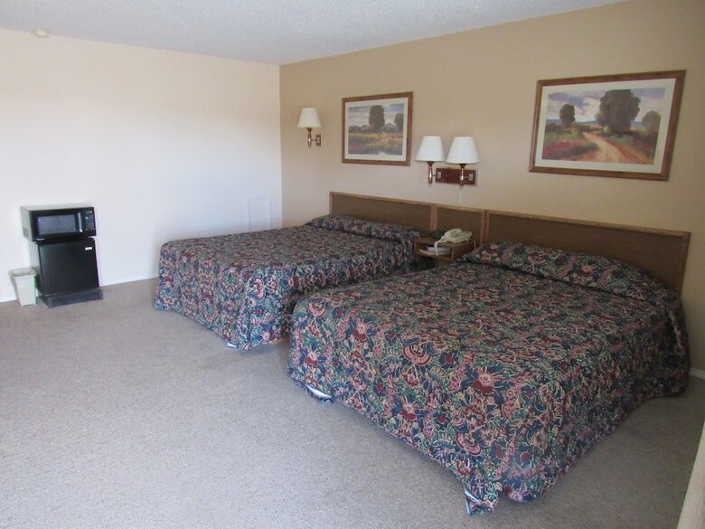 Motel Meadowlark Inn Bridgeport