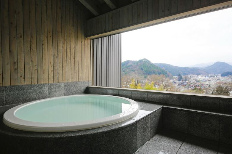 Takayama Kanko Hotel