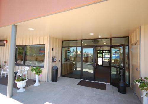 Motel Sockeye Inn