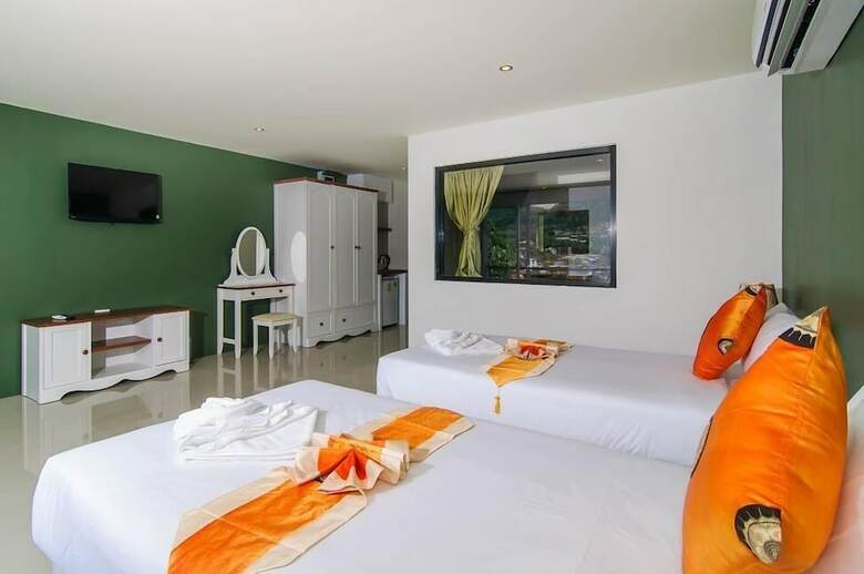 Oceanview Treasure Hotel & Residence