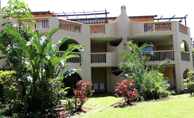 Apartamentos La Lucia Sands