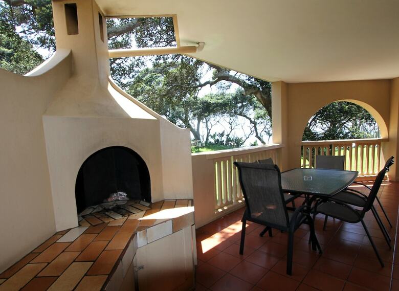 Apartamentos La Lucia Sands
