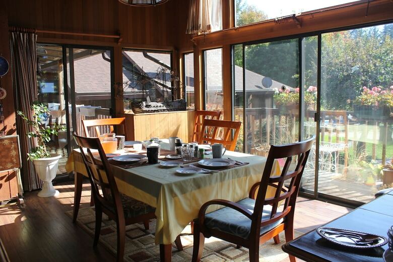 Bed & Breakfast Coles Bay Vacation Retreat