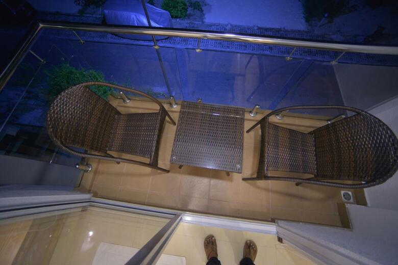 Hotel Hathaa Beach Maldives