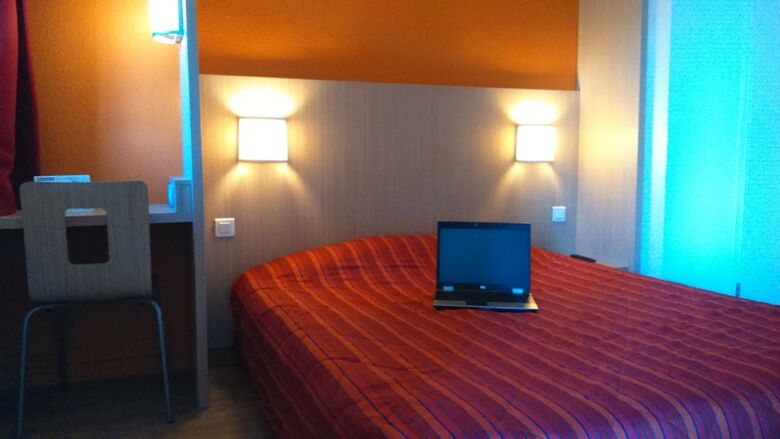 Hotel Premiere Classe Avignon Sud - Parc Des Expositions