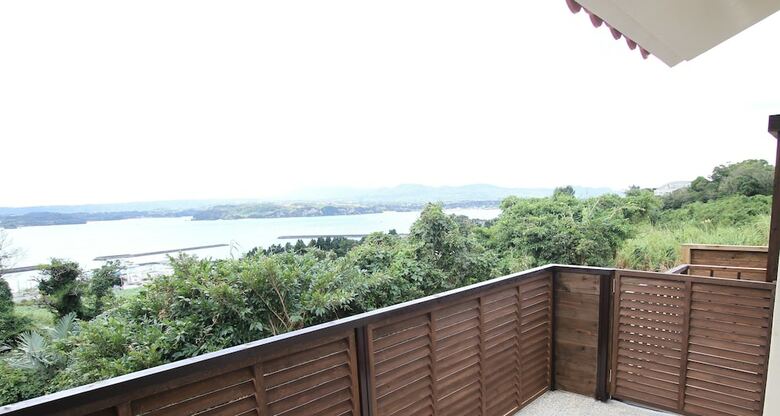Apartamentos Ocean Hills Kouri