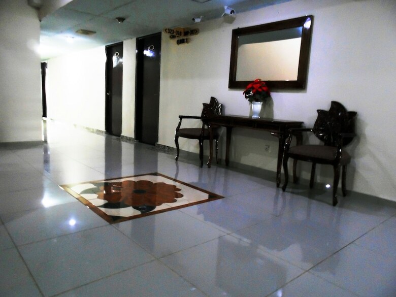 Oyo 2487 Sampurna Jaya Hotel