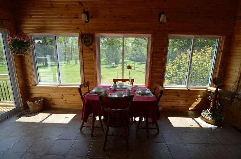Magnolia North Bed And Breakfast