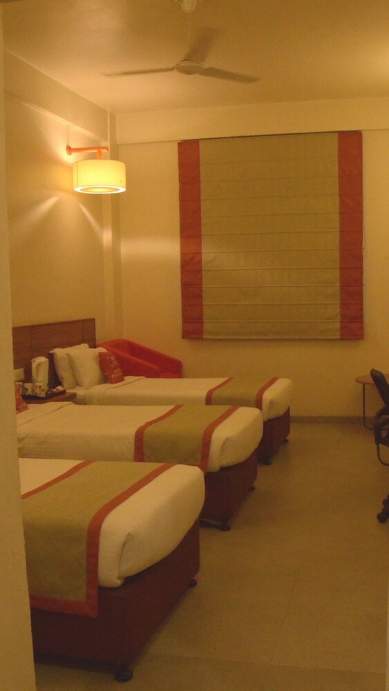 Hotel Polo Max Allahabad
