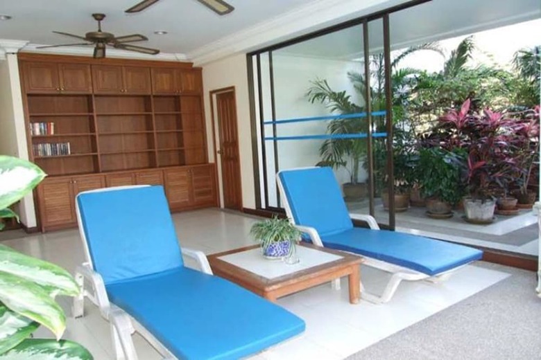 Apartamentos The Monaco Residence Pattaya