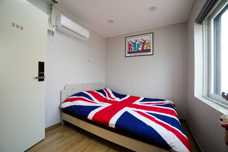 Hostal Sopoong Guest House - Hostel