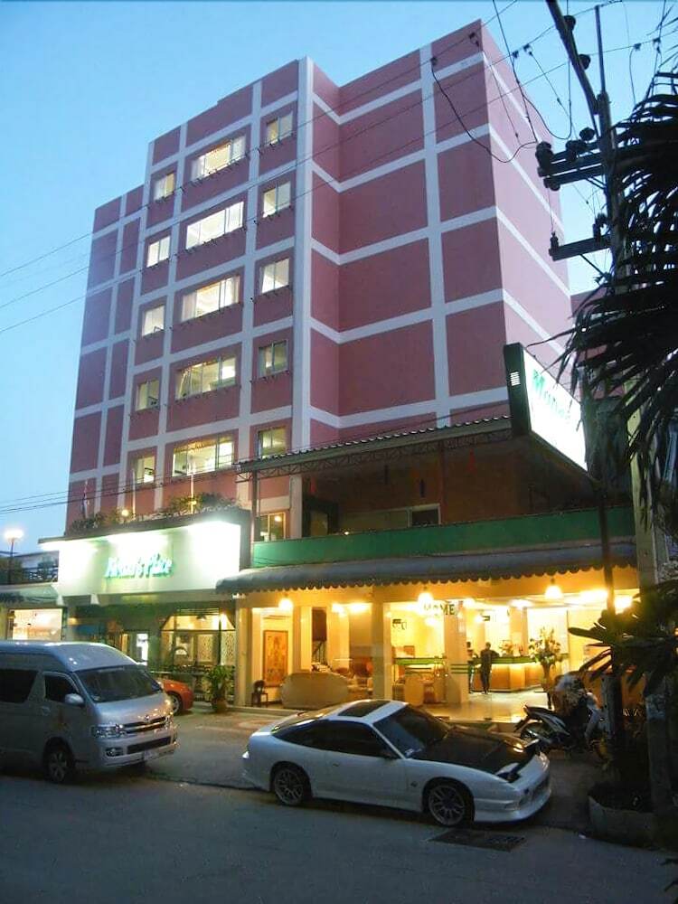Home Pattaya Hotel