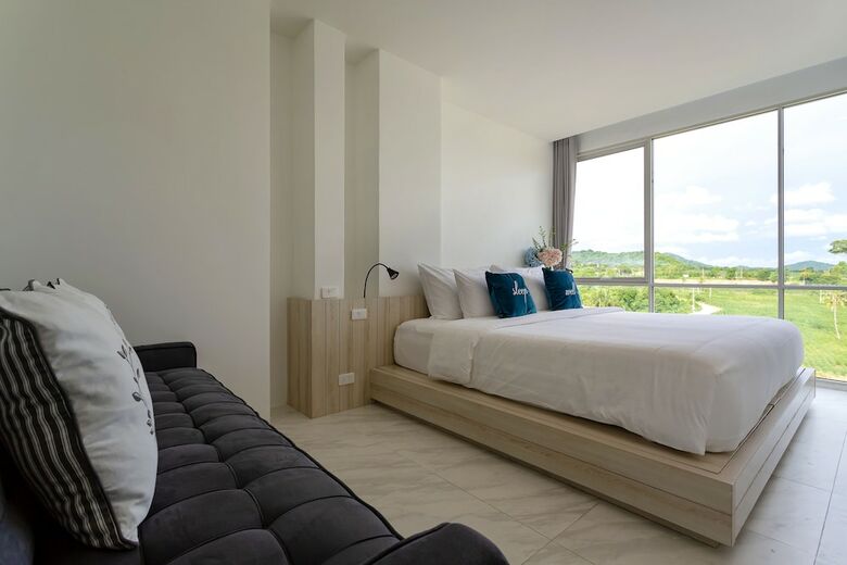 Hotel Costa Village Bangsaray