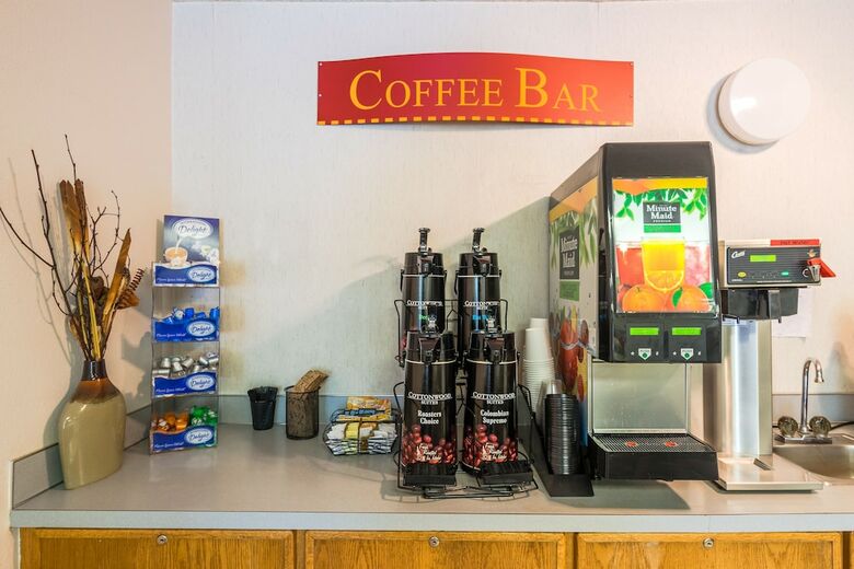 Hotel Cottonwood Suites Boise Riverside Downtown