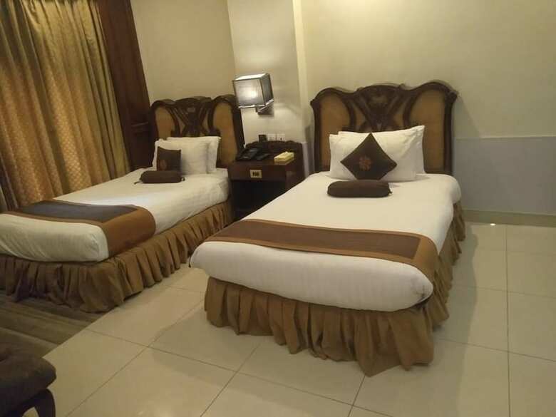 Hotel Hilton Suites
