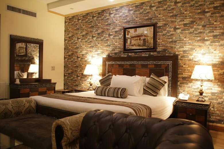 Hotel Hilton Suites