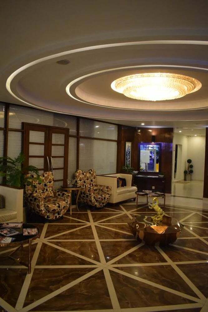 Hotel Hilton Suites