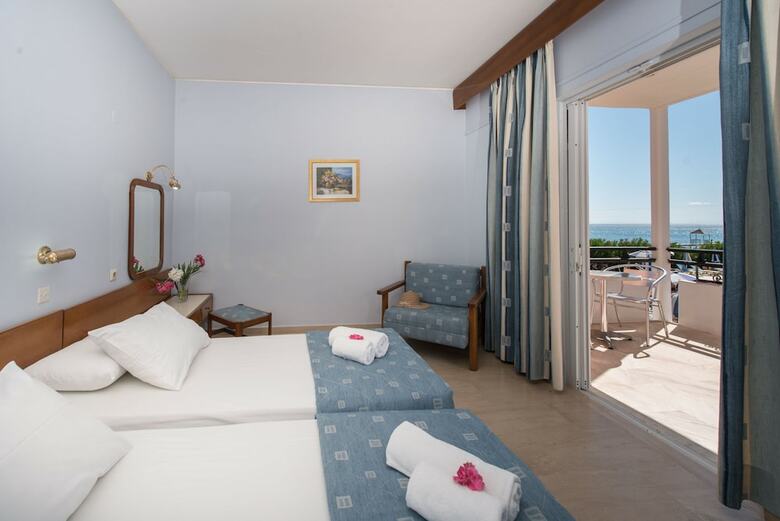 Hotel Astir Beach