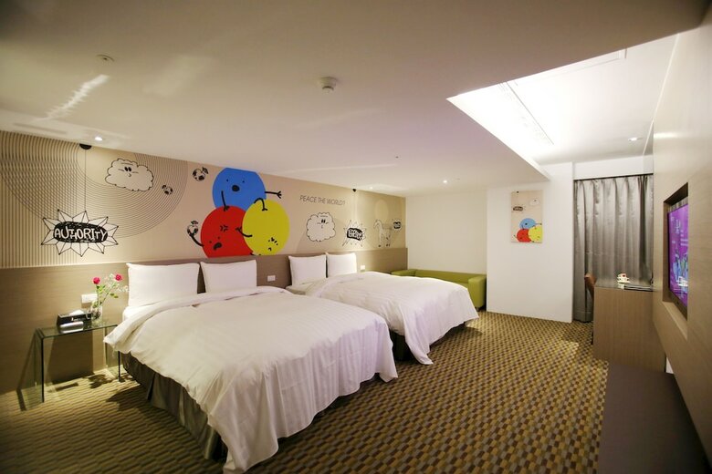 Chiayi Look Hotel