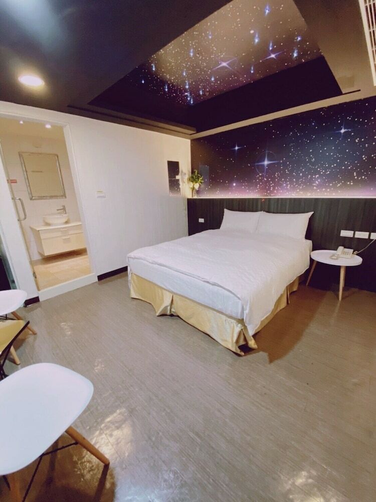 Joy Garden Hotel