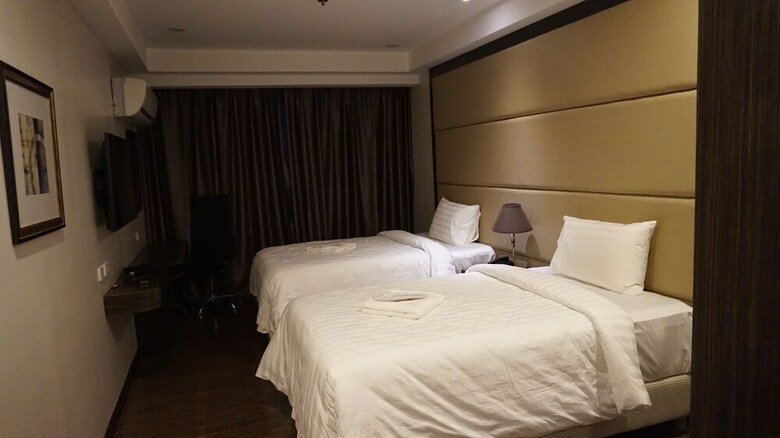 Hotel West Avenue Suites