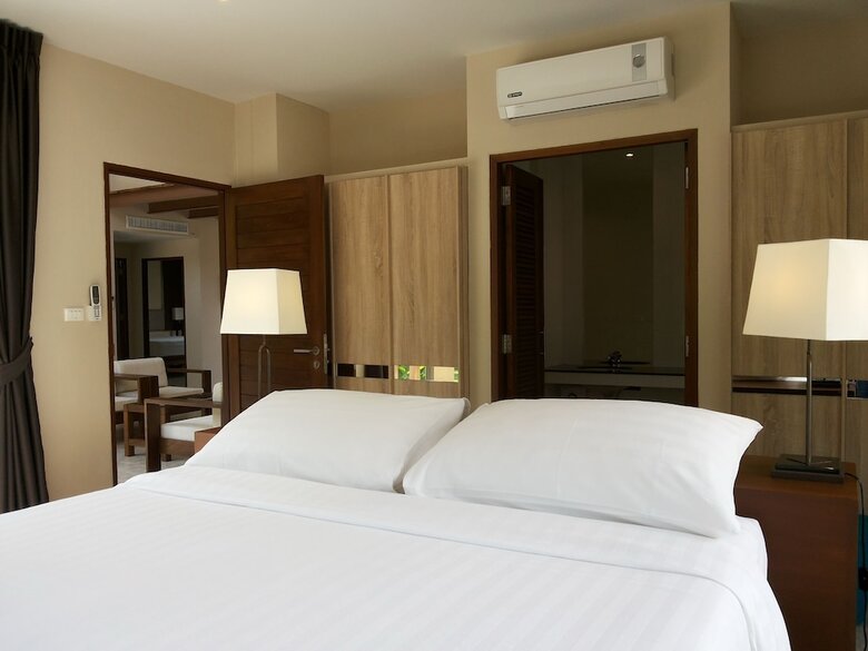 Villa Sakoo Valley Naithon Beach