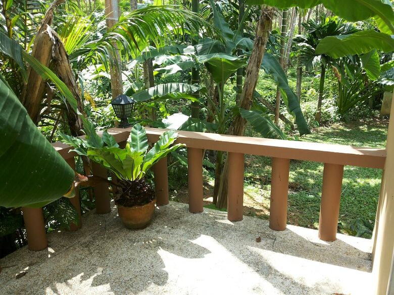 Villa Sakoo Valley Naithon Beach