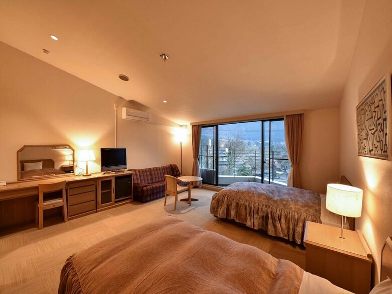 Yufuin Kinrinko Hotel