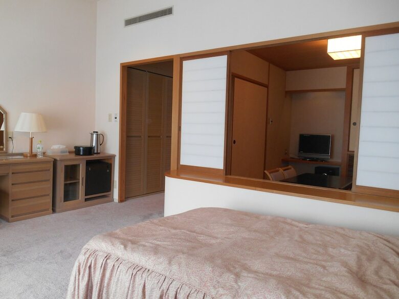 Yufuin Kinrinko Hotel