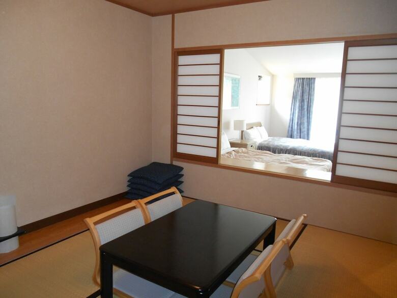 Yufuin Kinrinko Hotel