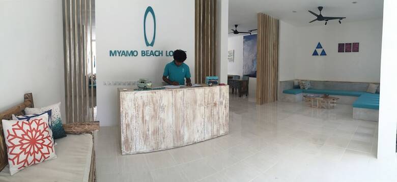 Hostal Myamo Beach Lodge - Hostel