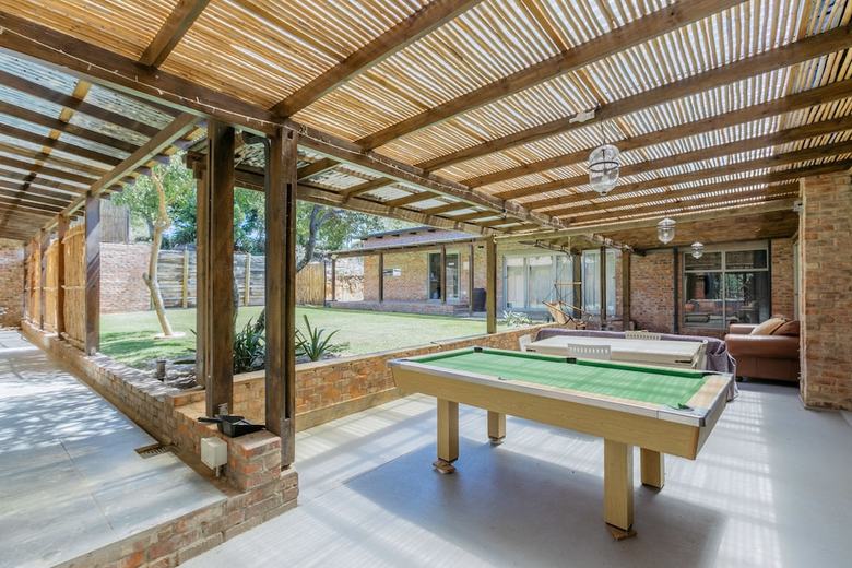 Hostal Surfari Accommodation And Venue