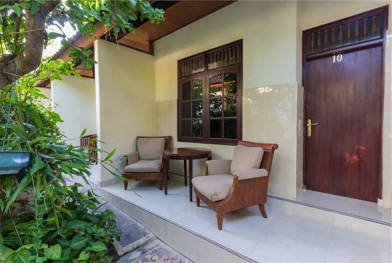 Hotel Reddoorz @ Sehati Raya Kuta