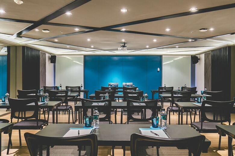 X2 Vibe Bangkok Sukhumvit Hotel