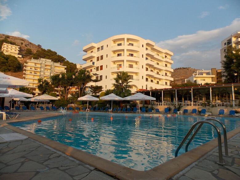 Hotel Mediterrane