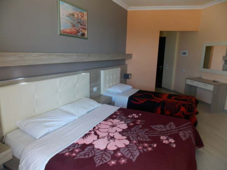 Hotel Mediterrane