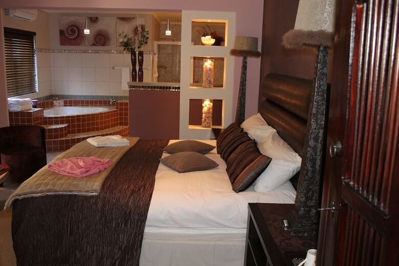 Hotel Kumbaya House