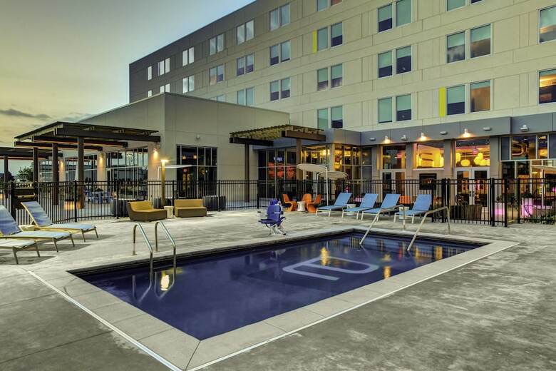 Hotel Aloft Wichita