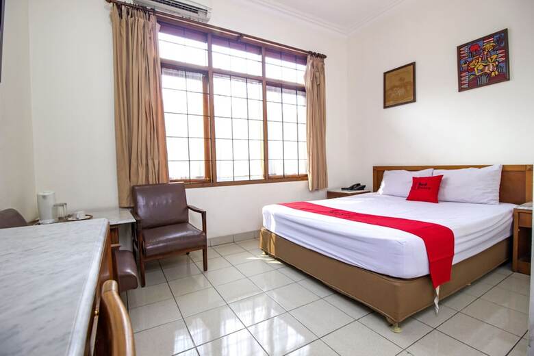 Hotel Residences By Reddoorz Near Rumah Mode