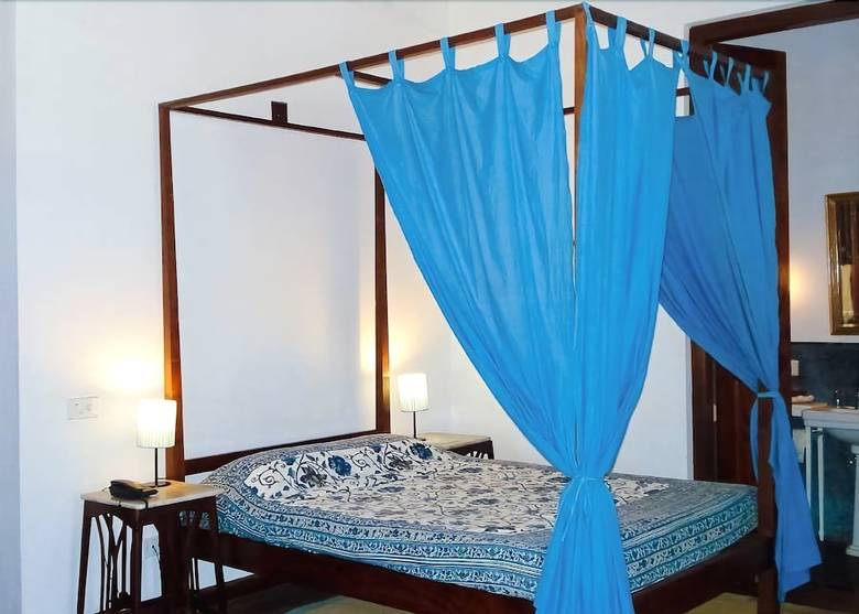 Hotel The Bungalow On The Beach-tranquebar