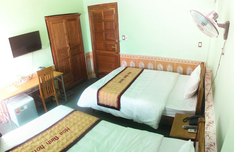 Ho� B�nh Hotel