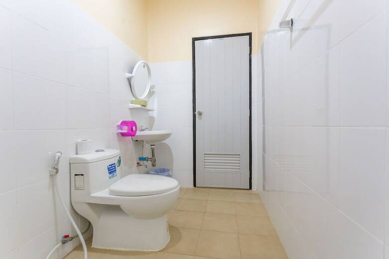 Phet Ngam Hotel